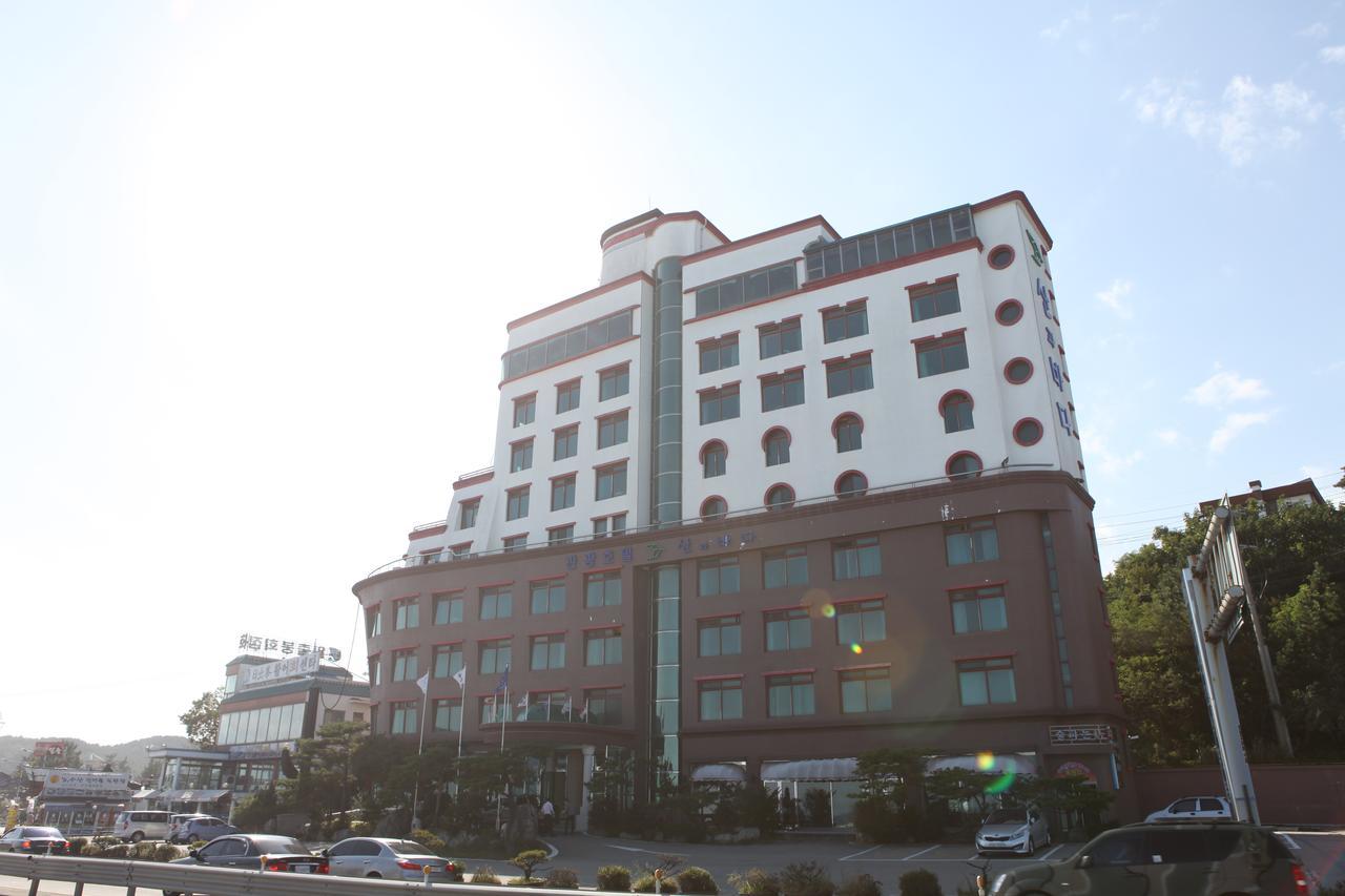 Benikea Hotel Mountain & Ocean Daepohang Сокчхо Экстерьер фото