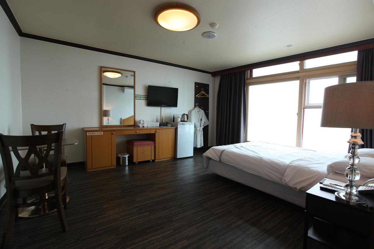 Benikea Hotel Mountain & Ocean Daepohang Сокчхо Экстерьер фото