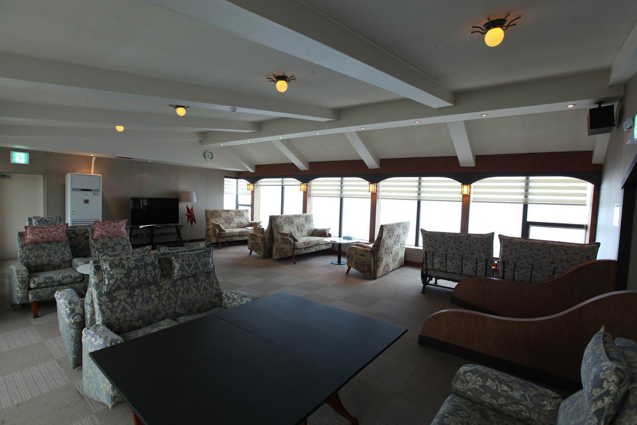 Benikea Hotel Mountain & Ocean Daepohang Сокчхо Экстерьер фото